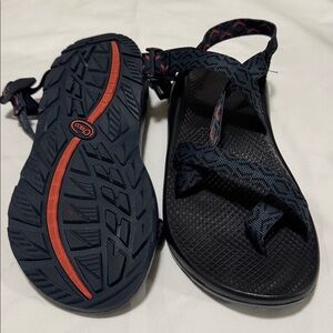Chaco Men's Sandals Blue Geometric Straps Vibram Performance Hiking Sole 8